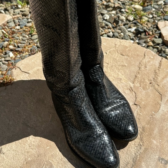 Stephanie Kelian Weave Leather Boots - Picture 2 of 8